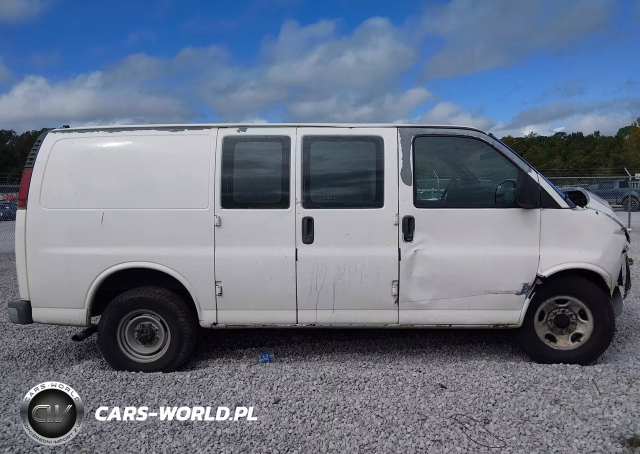 2002 Chevrolet Express VIN:1GCHG35R121160456 - 13