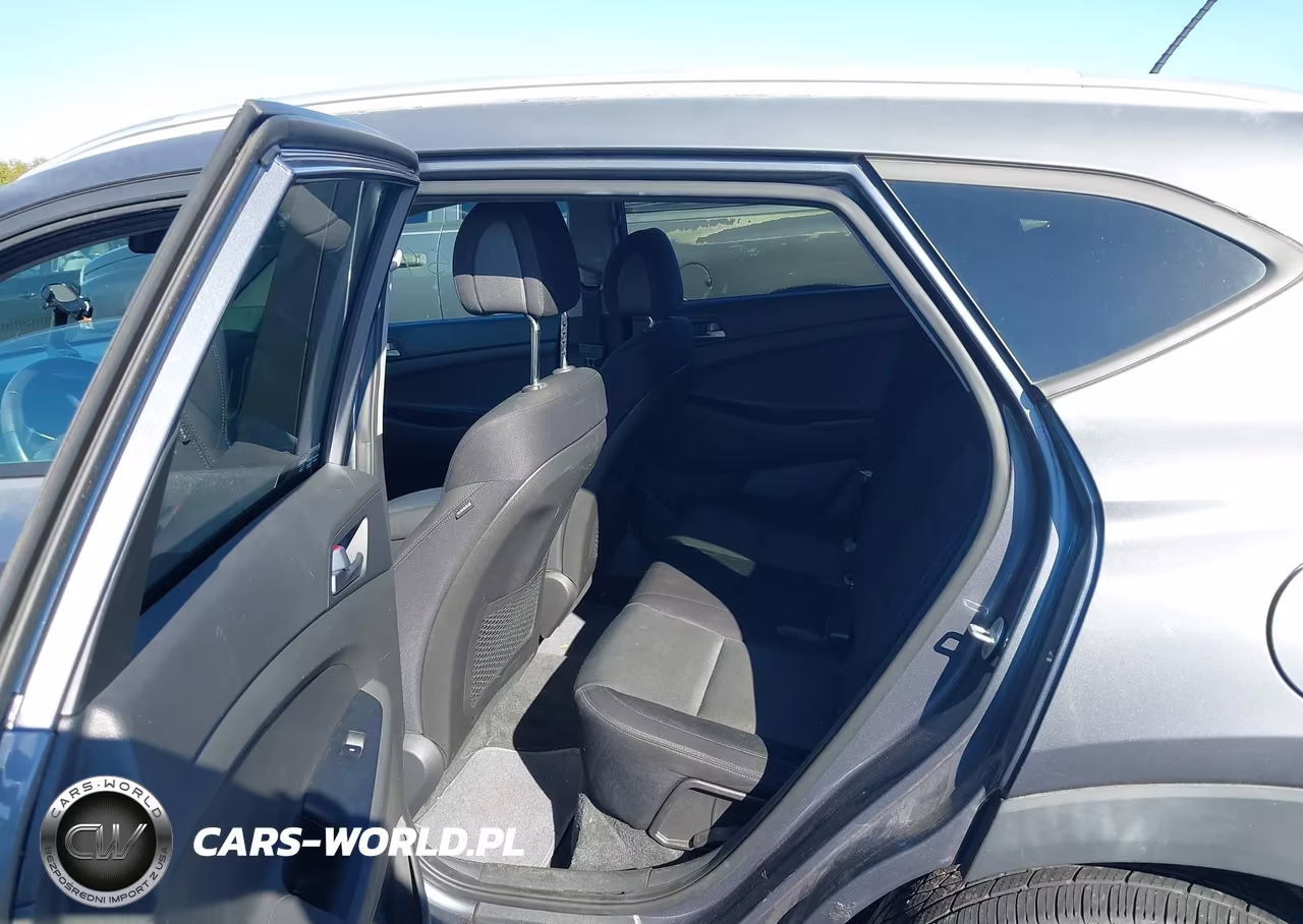 2016 Hyundai Tucson Sport VIN:KM8J3CA20GU147270 - 8