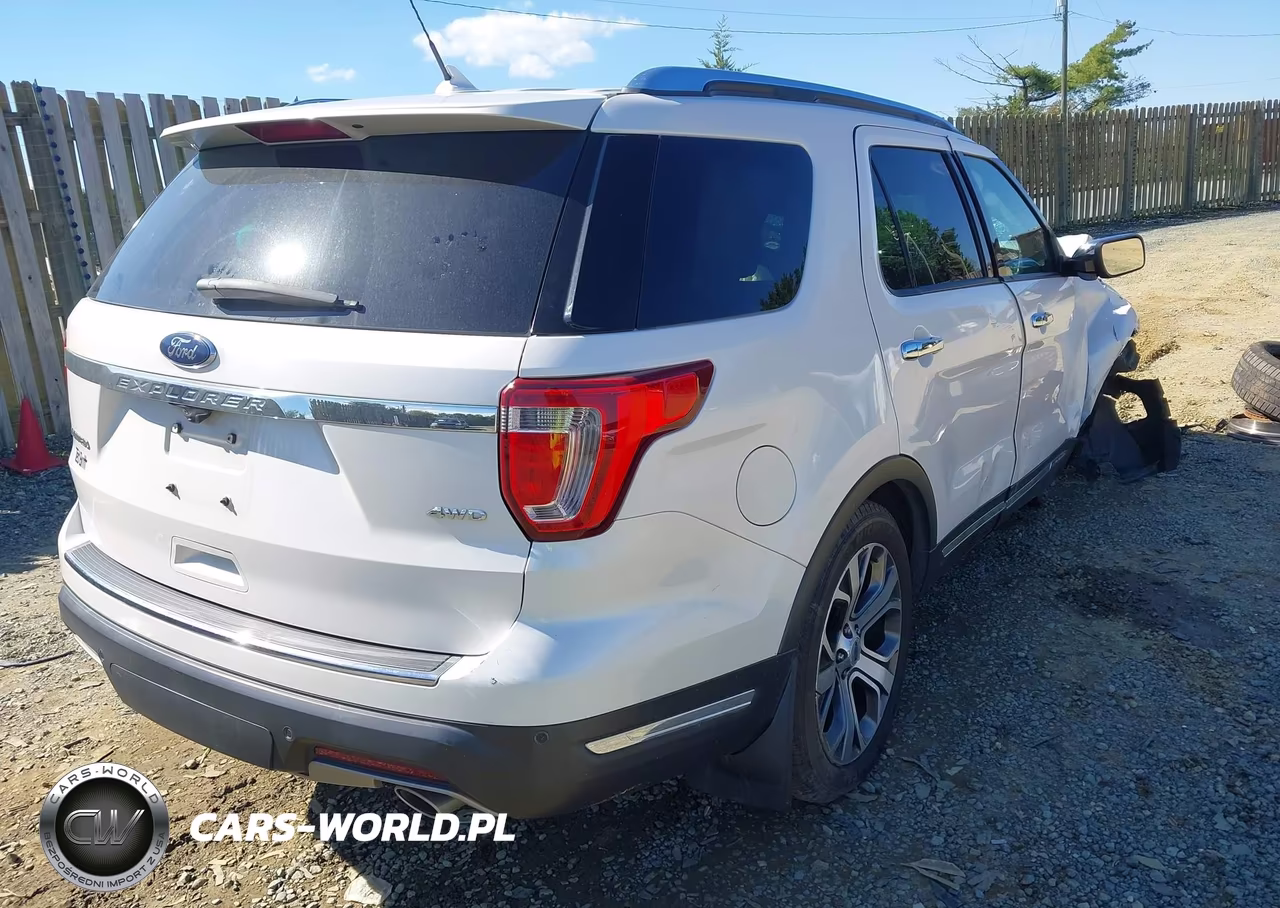 2019 Ford Explorer Limited VIN:1FM5K8F87KGA49777 - 4
