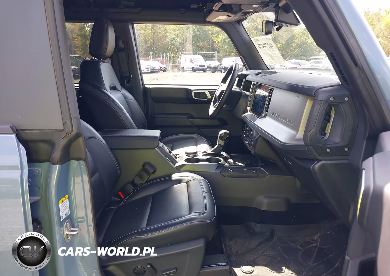 2025 Ford Bronco Outer Banks VIN:1FMDE8BH5SLB81579 - 5