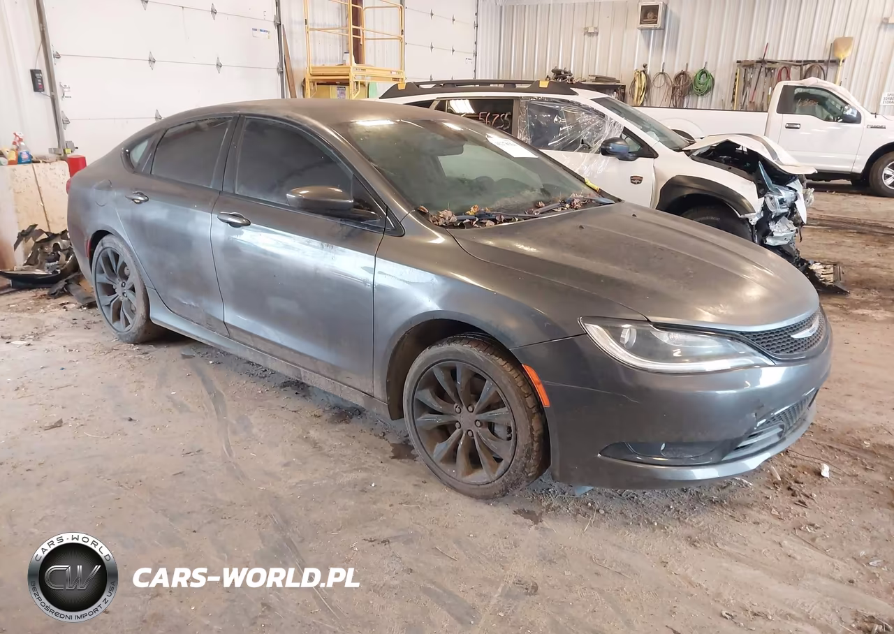 2015 Chrysler 200 S