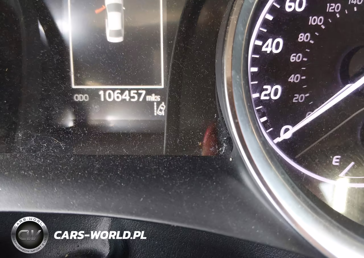 2020 Toyota Camry Le VIN:4T1C11AK3LU384851 - 15
