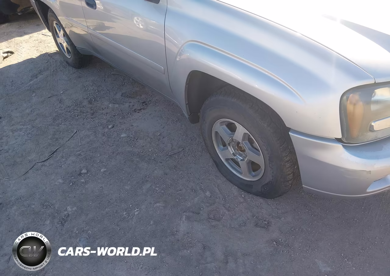 2006 Chevrolet Trailblazer Ls VIN:1GNDT13S162153681 - 6