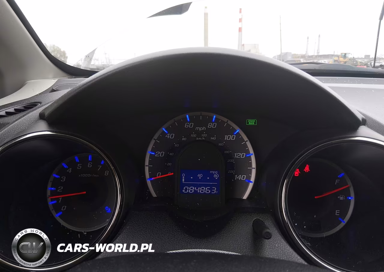 2013 Honda Fit Sport VIN:JHMGE8H52DC005816 - 7