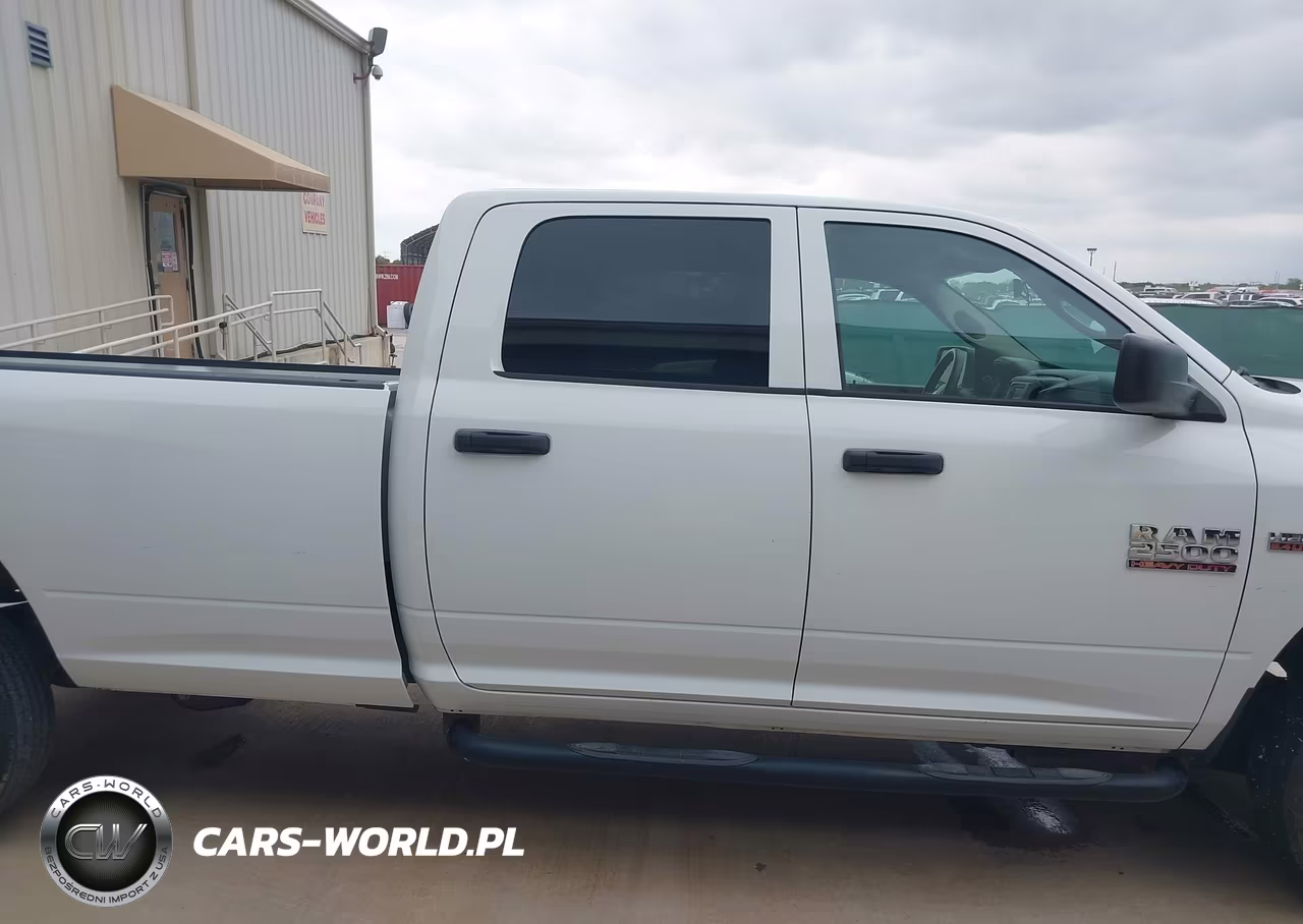 2017 Ram 2500 Tradesman 4X4 8' Box VIN:3C6UR5HJ5HG683510 - 16