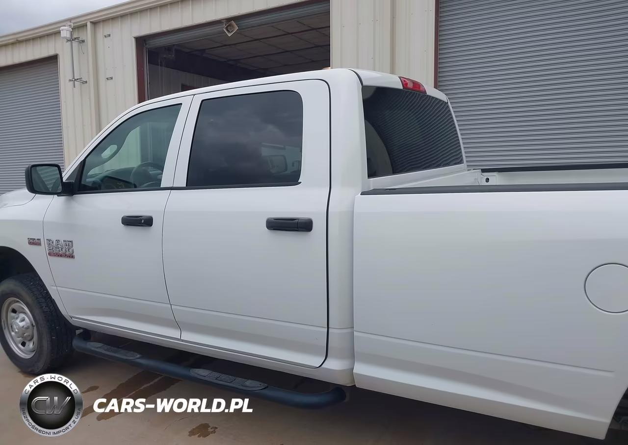 2017 Ram 2500 Tradesman 4X4 8' Box VIN:3C6UR5HJ5HG683510 - 17