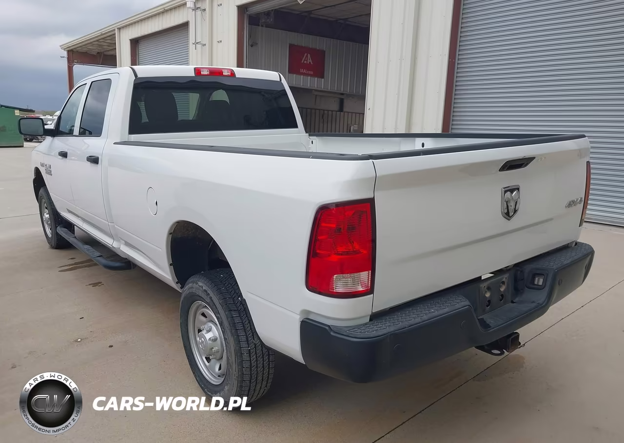 2017 Ram 2500 Tradesman 4X4 8' Box VIN:3C6UR5HJ5HG683510 - 3