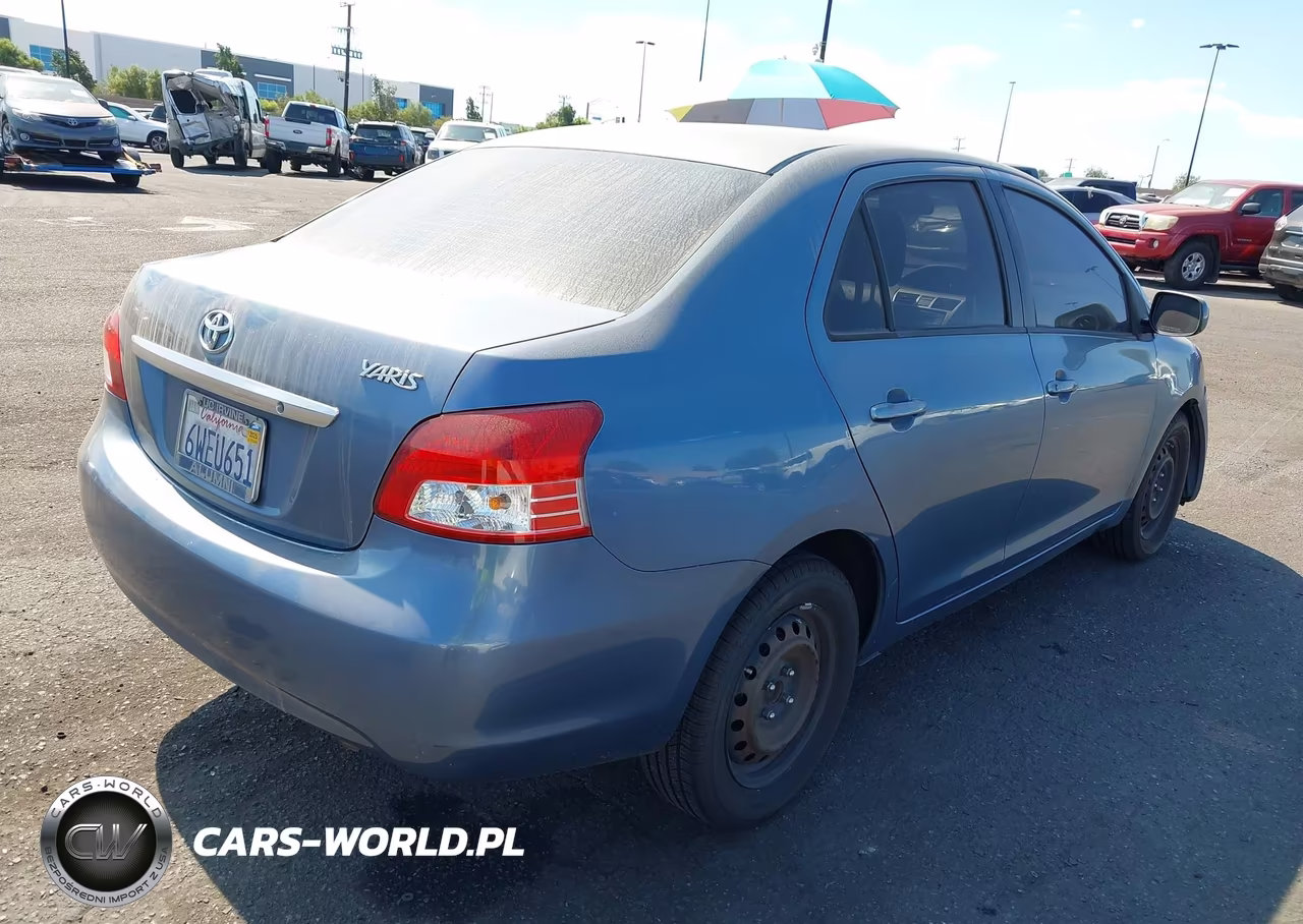 2012 Toyota Yaris VIN:JTDBT4K39CL011418 - 4