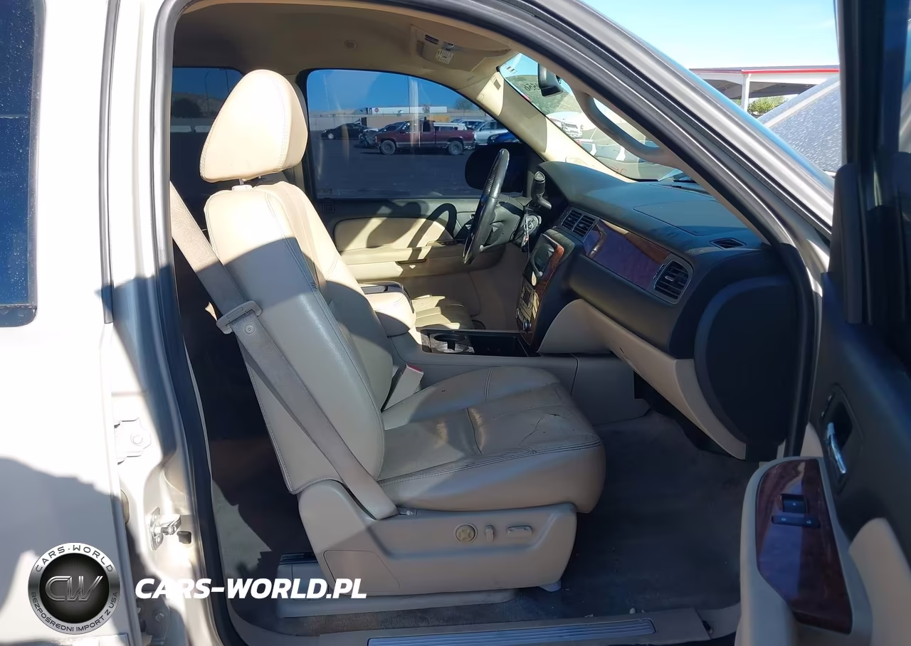 2007 Chevrolet Tahoe Ltz VIN:1GNFC13J57R267823 - 5