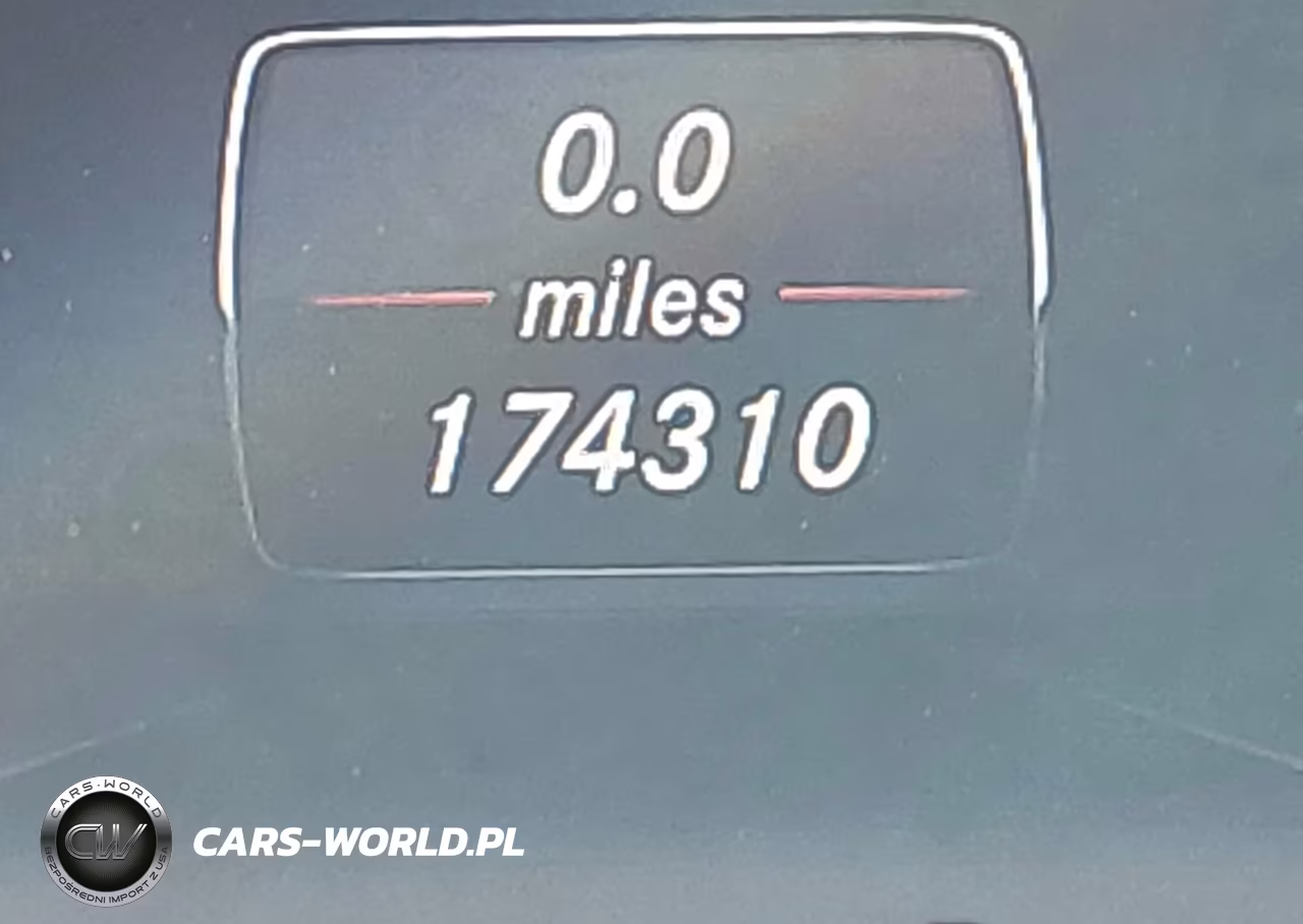 2016 Mercedes-Benz Gl 550 4Matic VIN:4JGDF7DE7GA651883 - 16