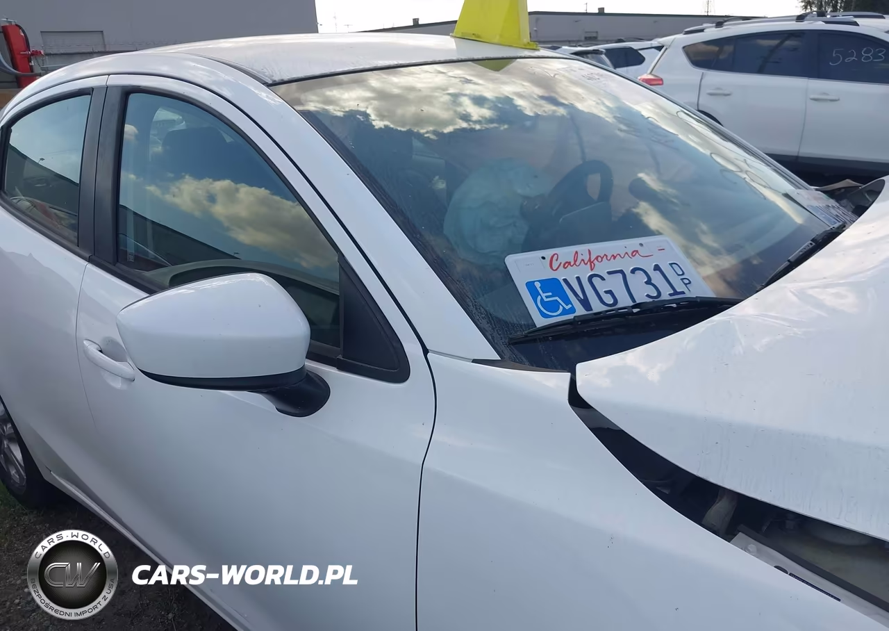 2016 Scion Ia VIN:3MYDLBZV7GY115134 - 13