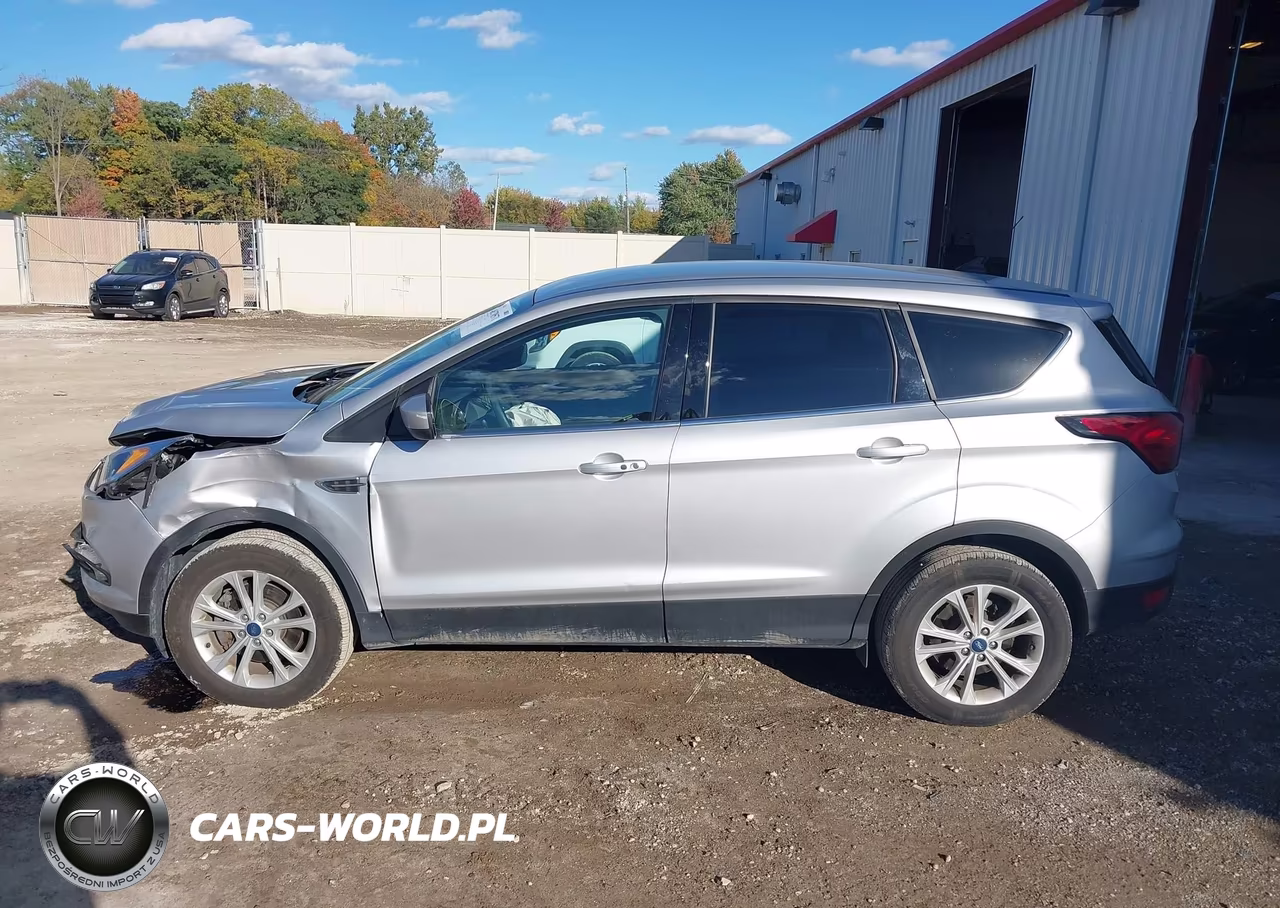 2019 Ford Escape Se VIN:1FMCU9GD2KUB54991 - 14