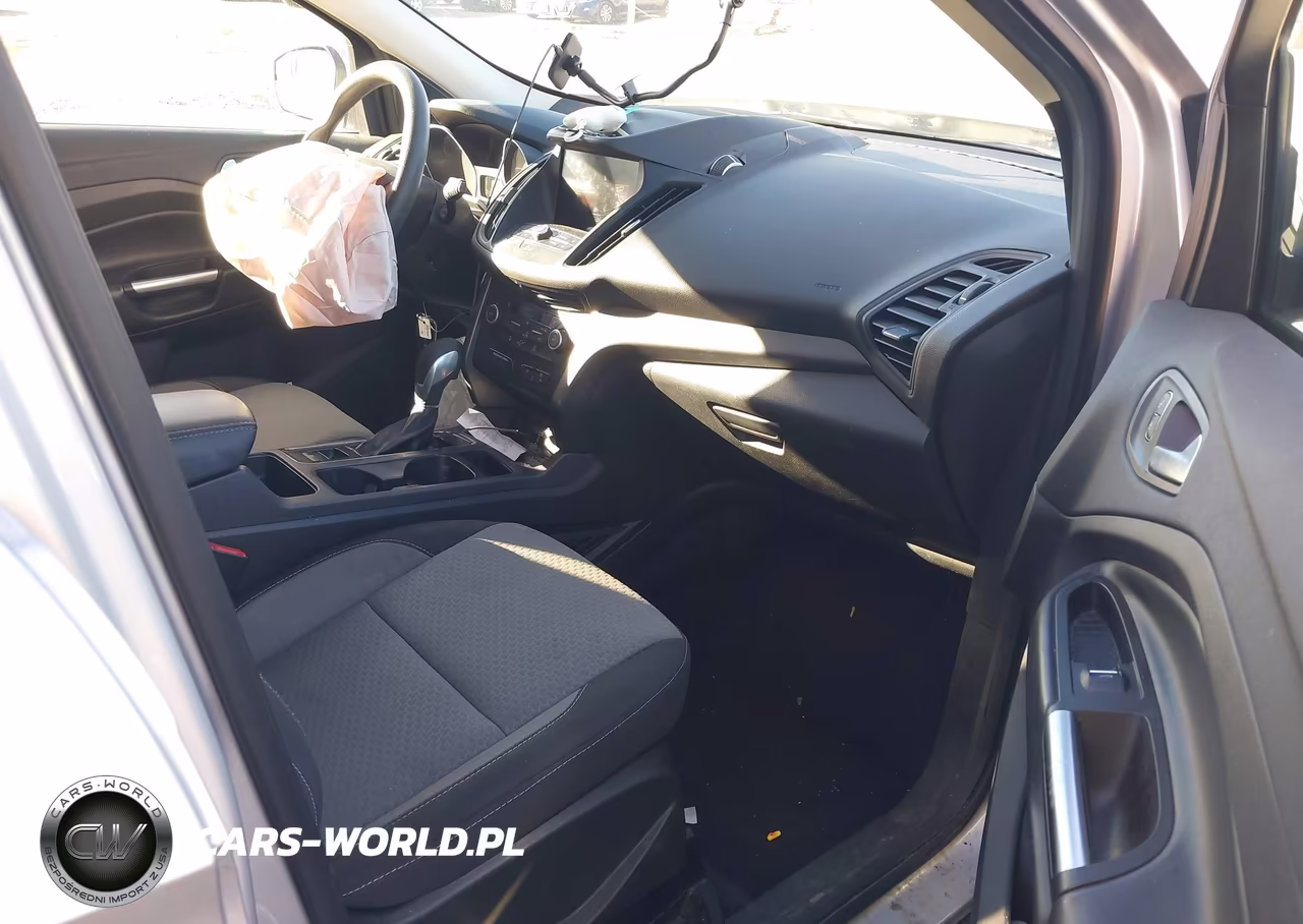 2019 Ford Escape Se VIN:1FMCU9GD2KUB54991 - 5