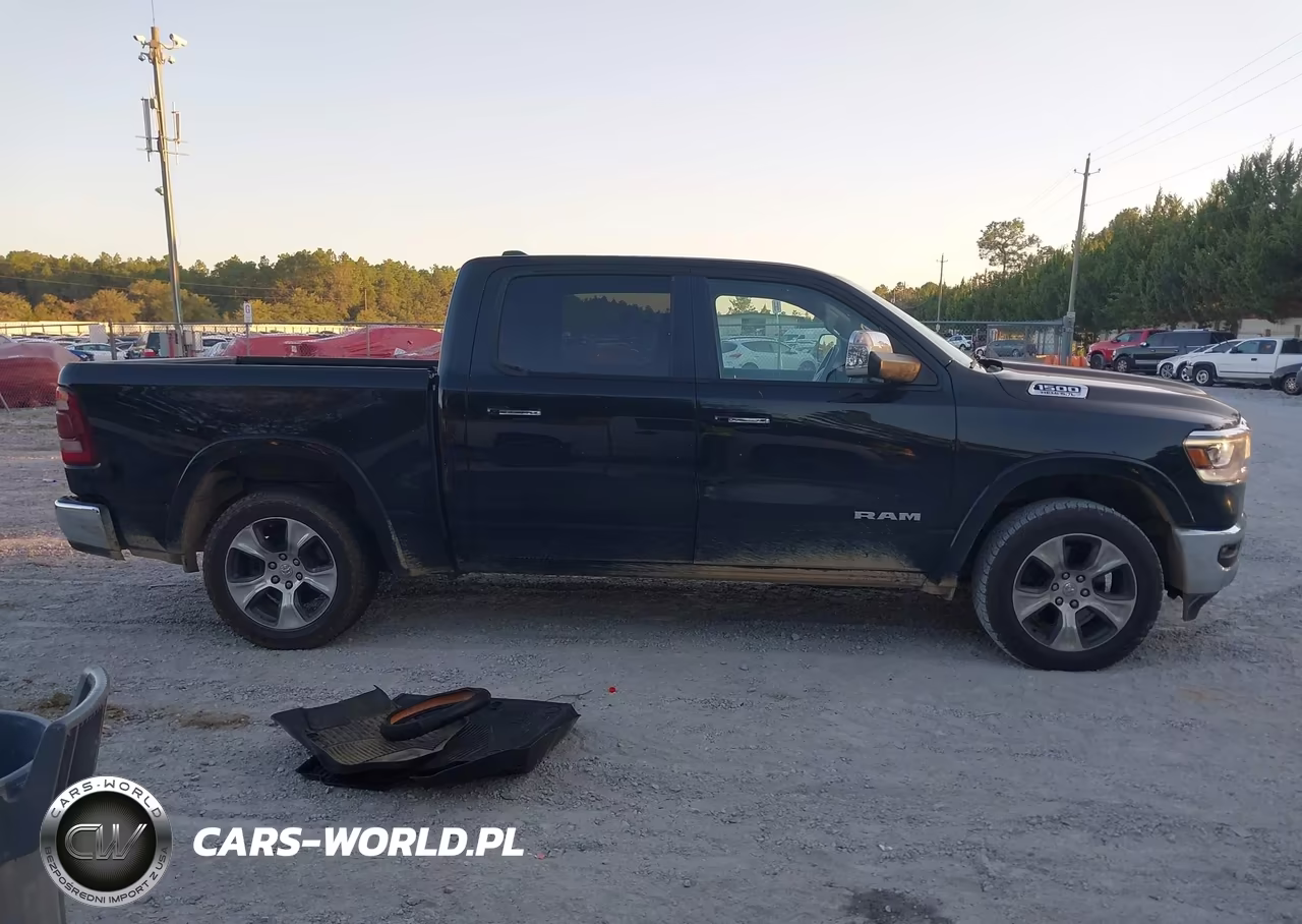 2019 Ram 1500 Laramie 4X4 5'7 Box VIN:1C6SRFJT0KN530007 - 13