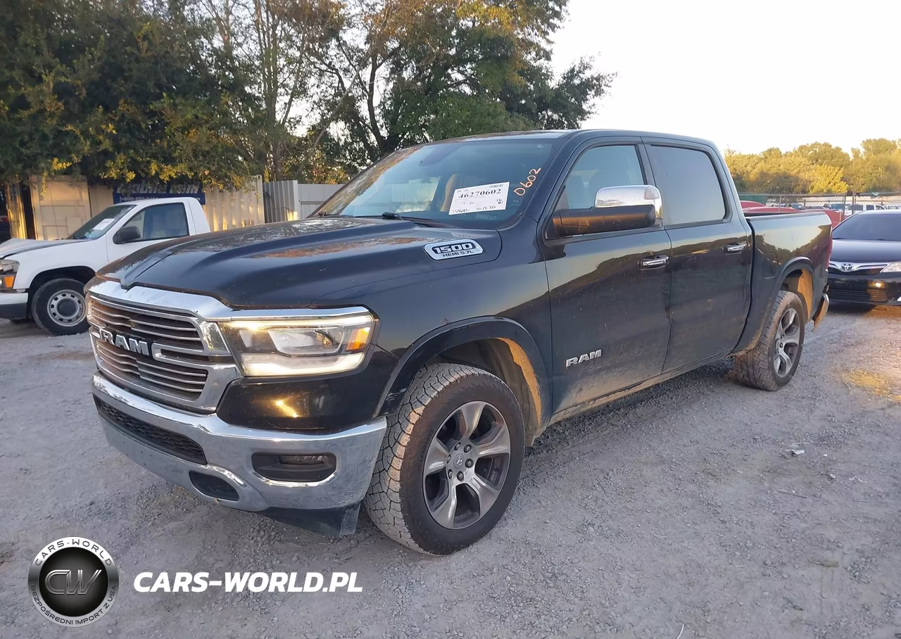 2019 Ram 1500 Laramie 4X4 5'7 Box VIN:1C6SRFJT0KN530007 - 2