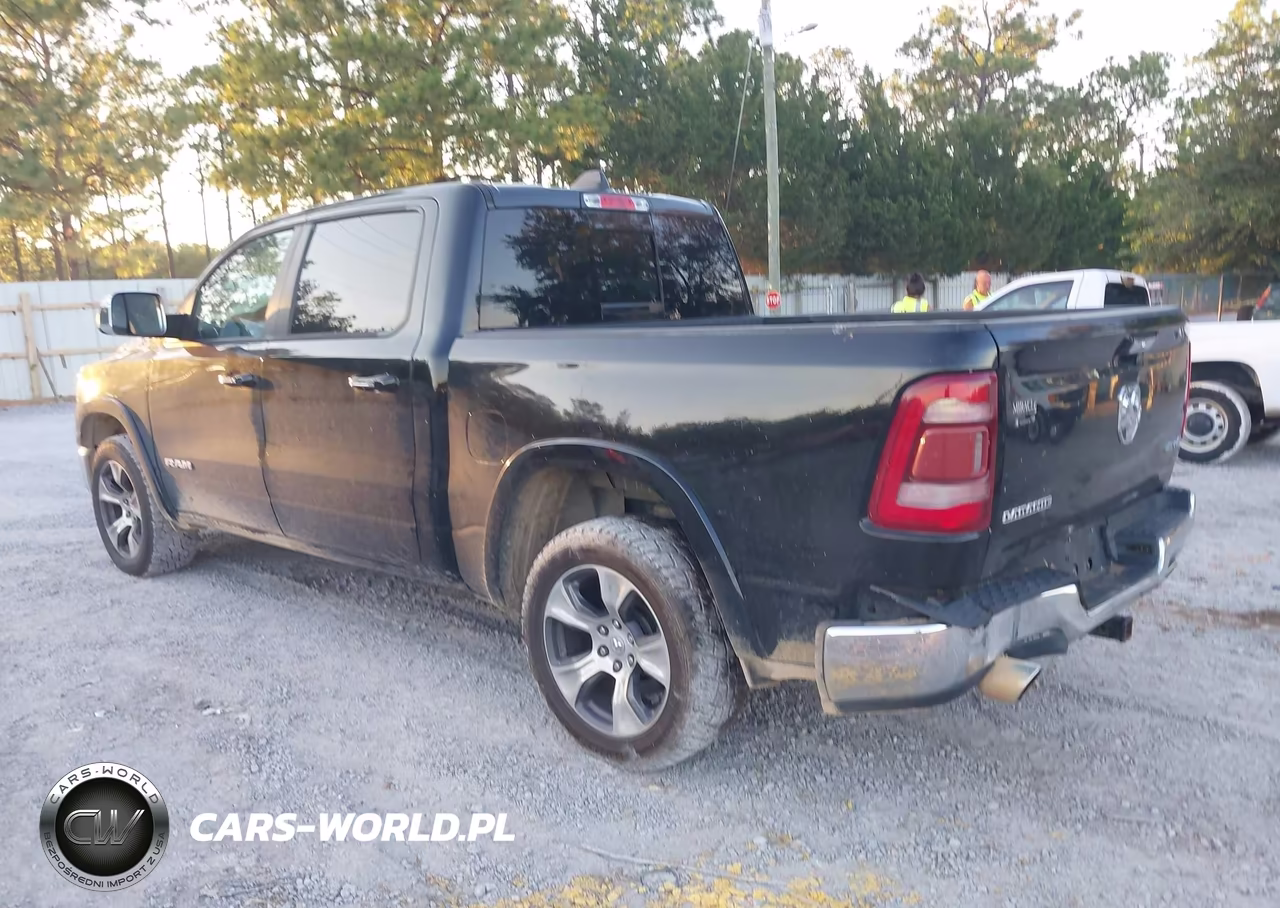 2019 Ram 1500 Laramie 4X4 5'7 Box VIN:1C6SRFJT0KN530007 - 3