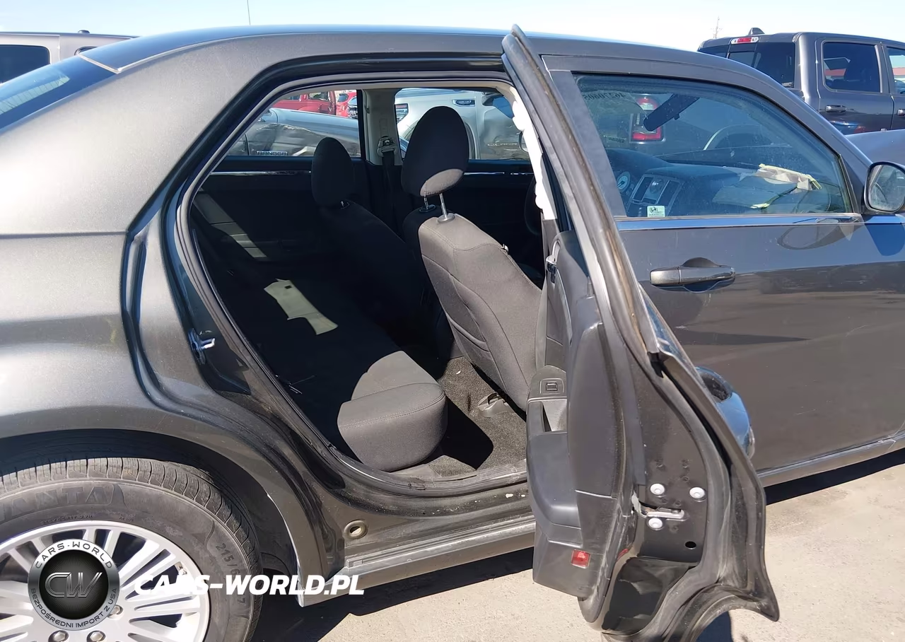 2009 Chrysler 300 Lx VIN:2C3LA43D99H623016 - 8
