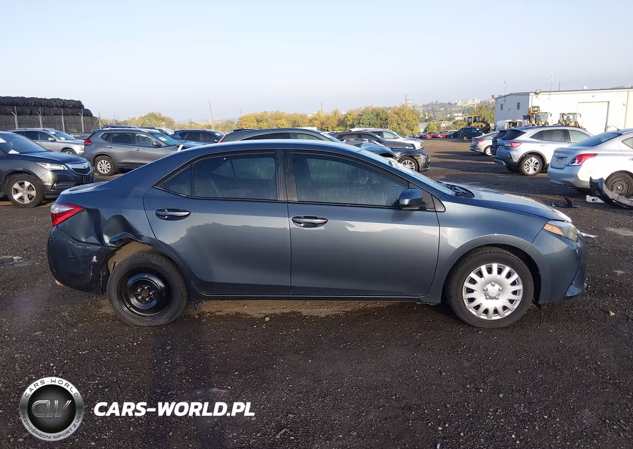 2015 Toyota Corolla Le VIN:2T1BURHE6FC467360 - 13