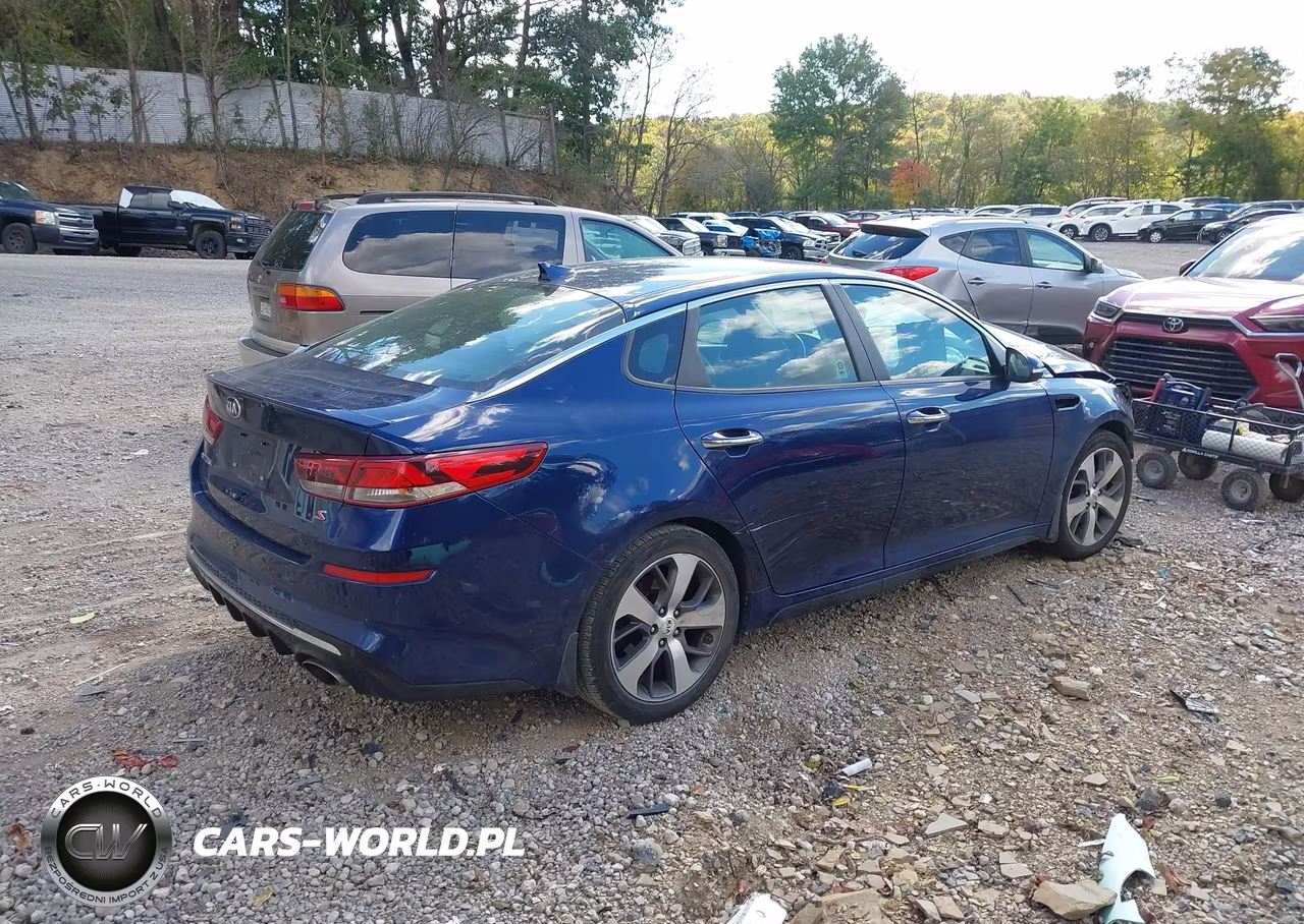 2020 Kia Optima S VIN:5XXGT4L35LG414543 - 4