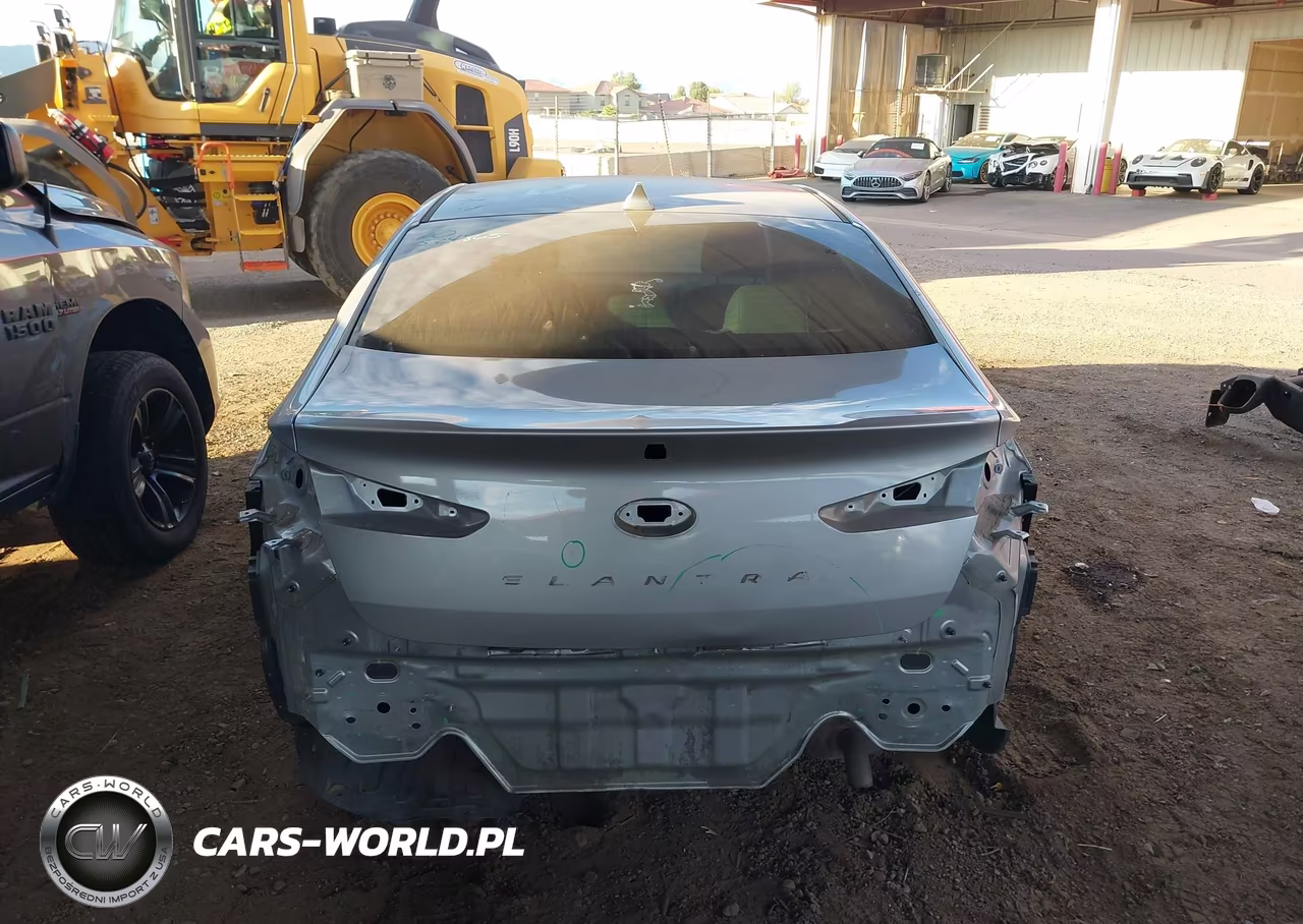 2020 Hyundai Elantra Sel VIN:5NPD84LF6LH596272 - 6