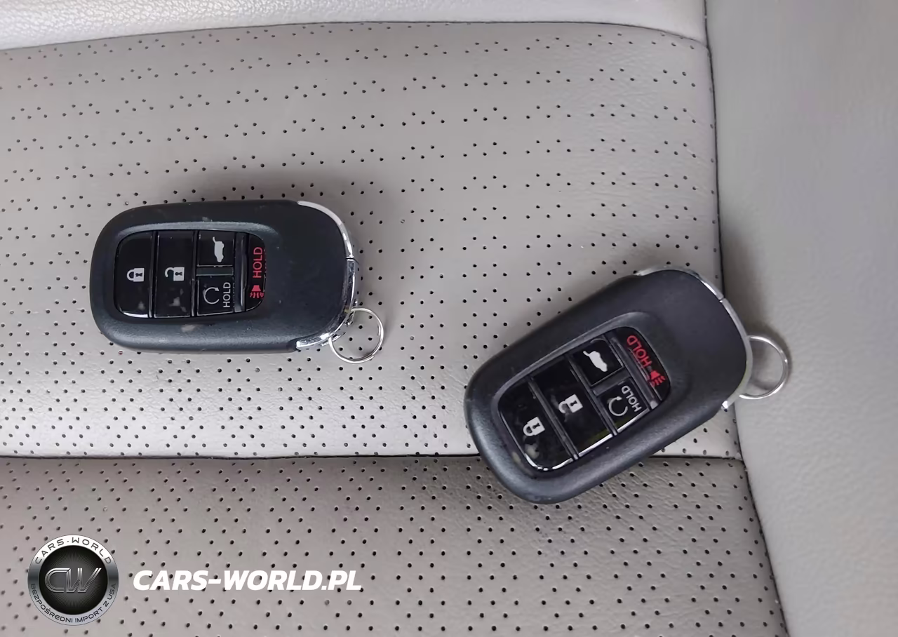 2024 Honda Civic Ex-L VIN:19XFL1H72RE020179 - 11