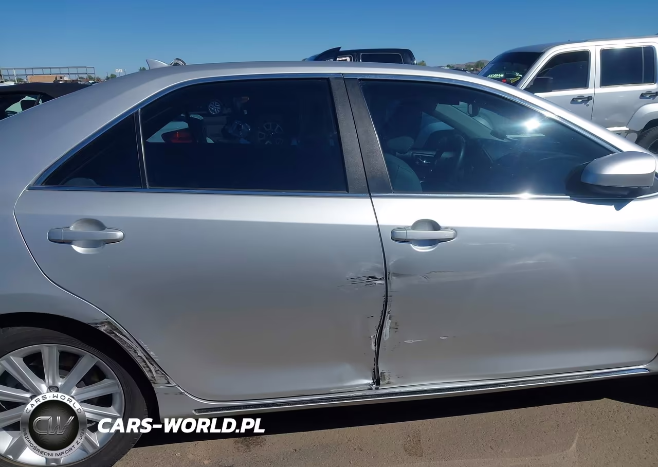 2014 Toyota Camry Xle V6 VIN:4T1BK1FK1EU550272 - 14