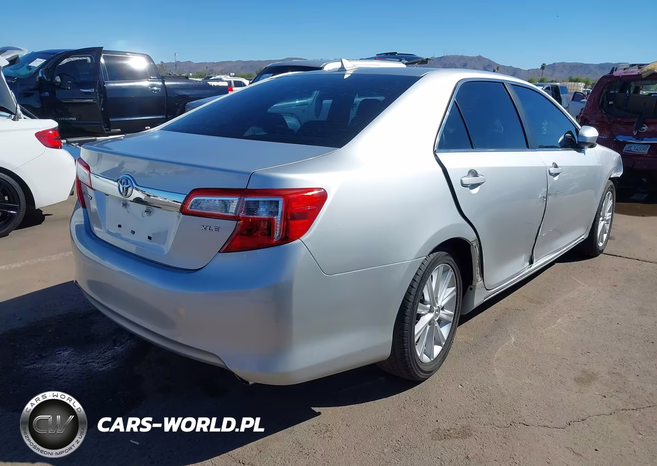 2014 Toyota Camry Xle V6 VIN:4T1BK1FK1EU550272 - 4