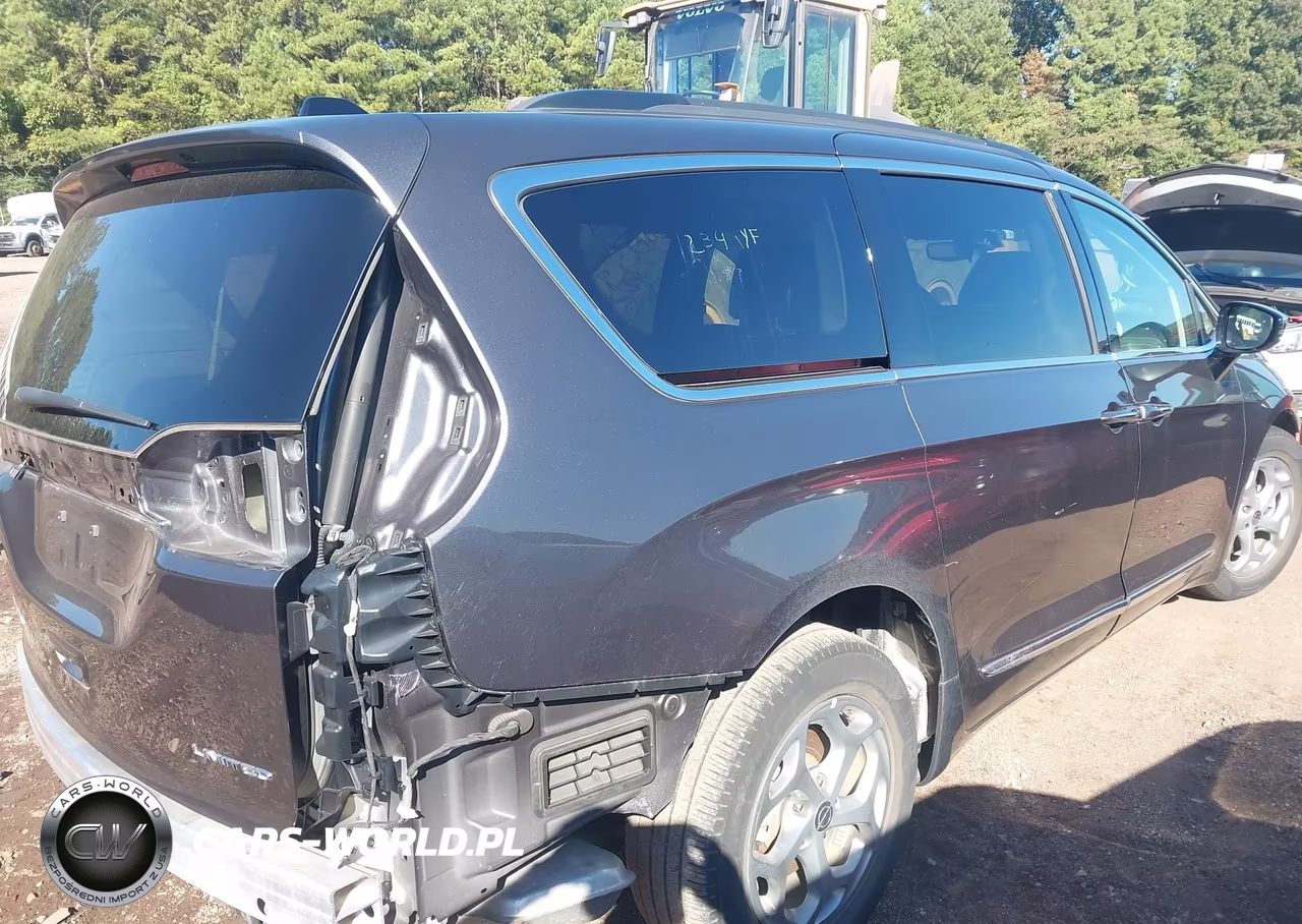 2023 Chrysler Pacifica Limited VIN:2C4RC1GGXPR530967 - 6