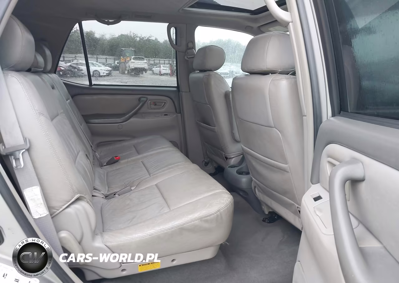 2004 Toyota Sequoia Sr5 V8 VIN:5TDZT34A74S235890 - 8