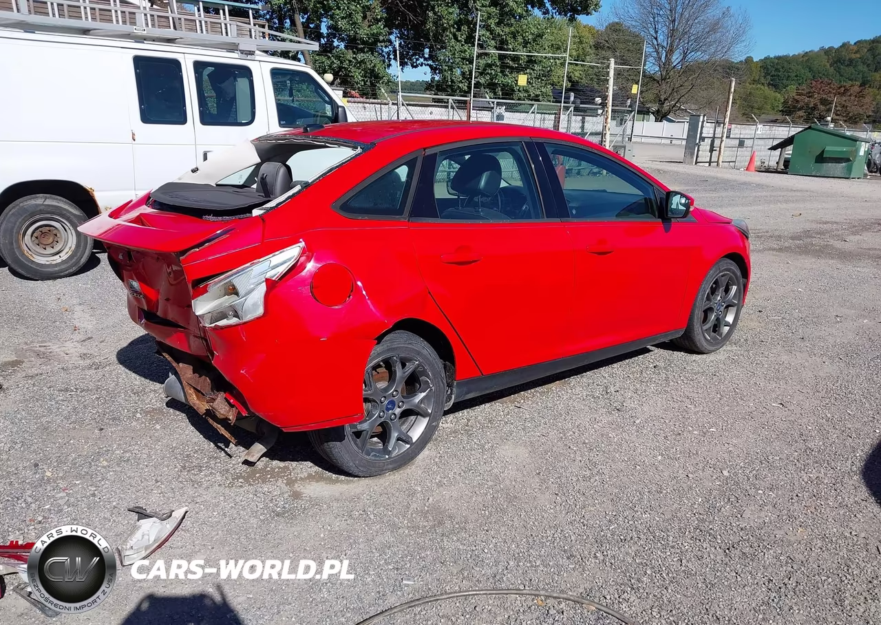 2013 Ford Focus Se VIN:1FADP3F2XDL336823 - 4