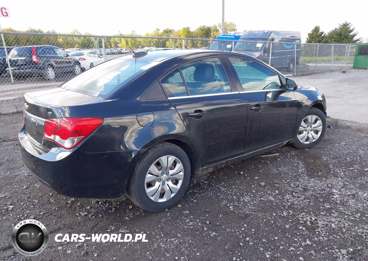 2016 Chevrolet Cruze Limited 1Lt Auto VIN:1G1PE5SB9G7101916 - 4