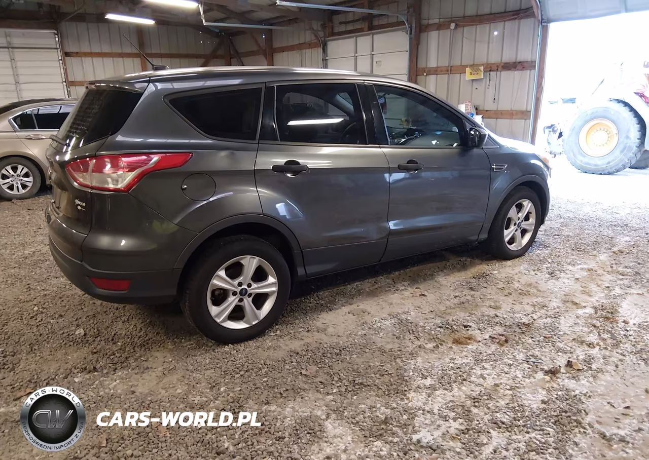 2015 Ford Escape S VIN:1FMCU0F72FUB59069 - 4