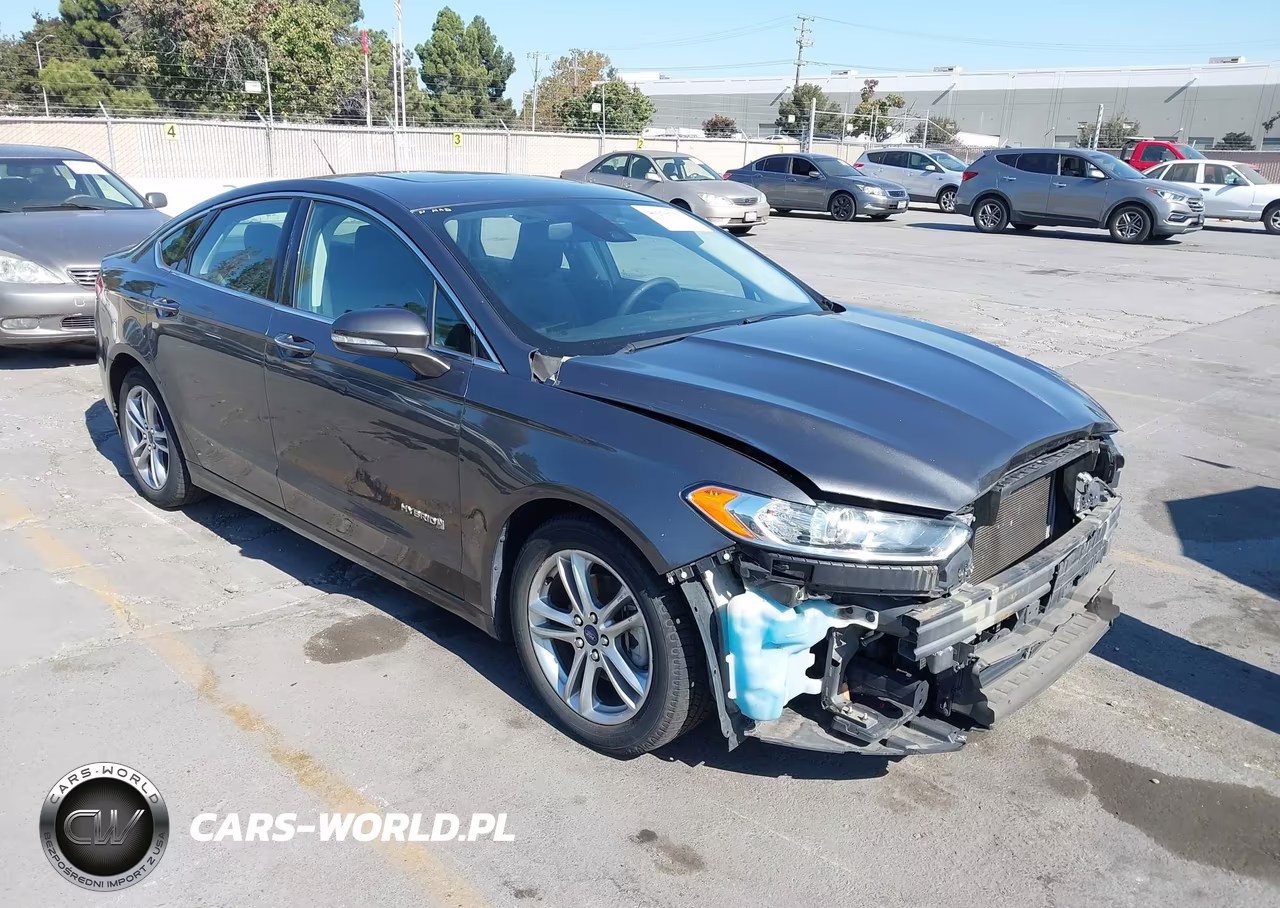 2016 Ford Fusion Hybrid Titanium