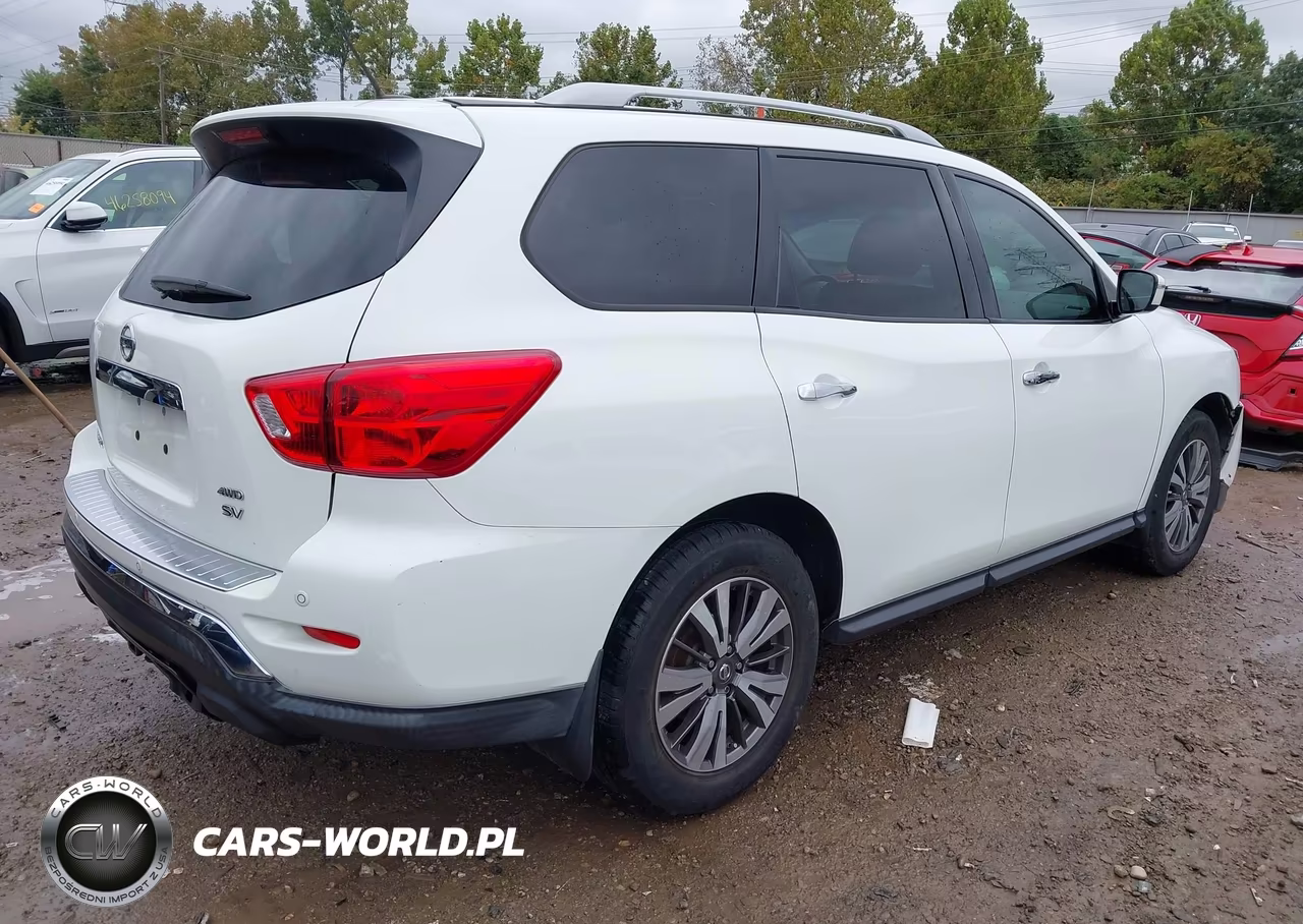2017 Nissan Pathfinder Sv VIN:5N1DR2MM4HC650813 - 4