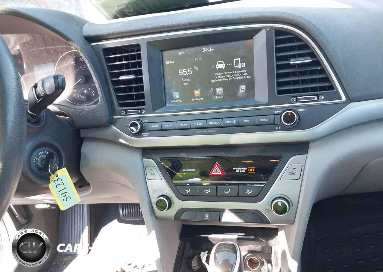 2018 Hyundai Elantra Sel VIN:5NPD84LF7JH231791 - 11