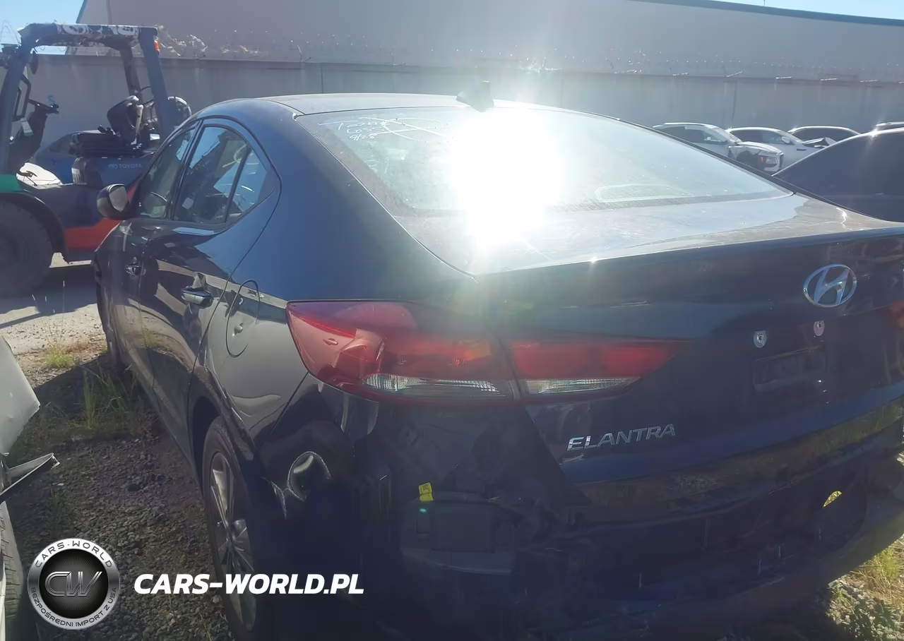 2018 Hyundai Elantra Sel VIN:5NPD84LF7JH231791 - 3