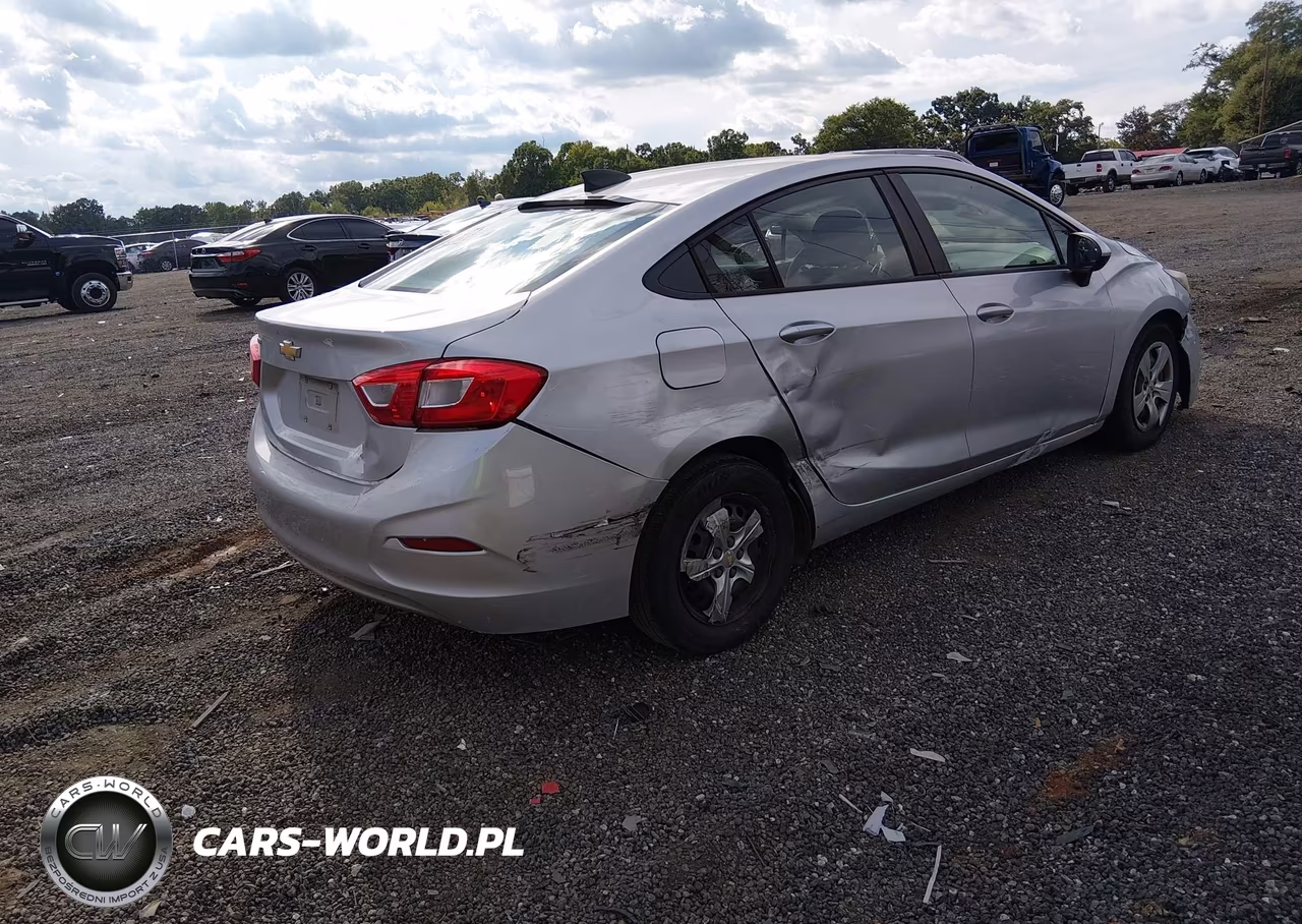 2016 Chevrolet Cruze Ls Auto VIN:1G1BC5SM6G7235171 - 4