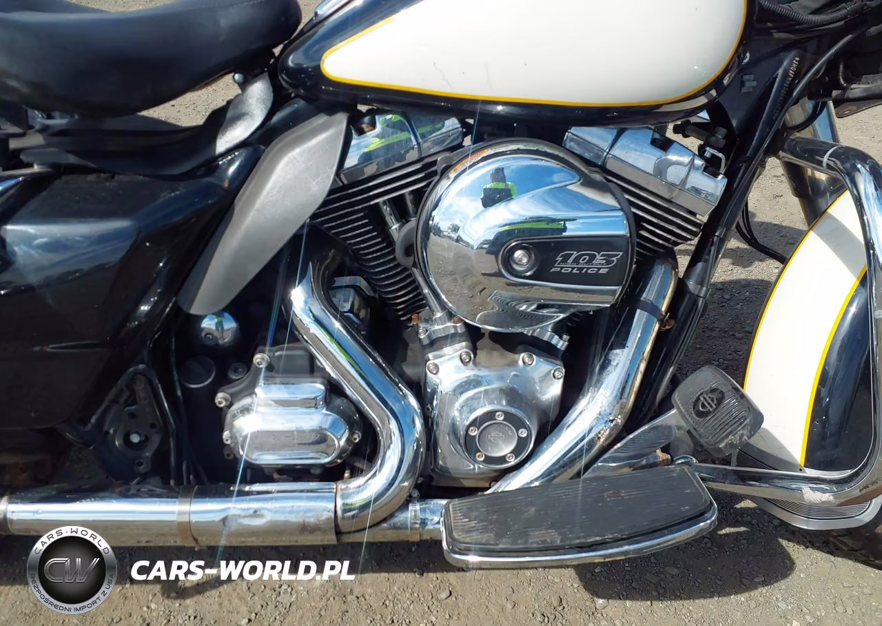 2016 Harley-Davidson Flhtp Police Electra Glide VIN:1HD1FMM13GB685282 - 8