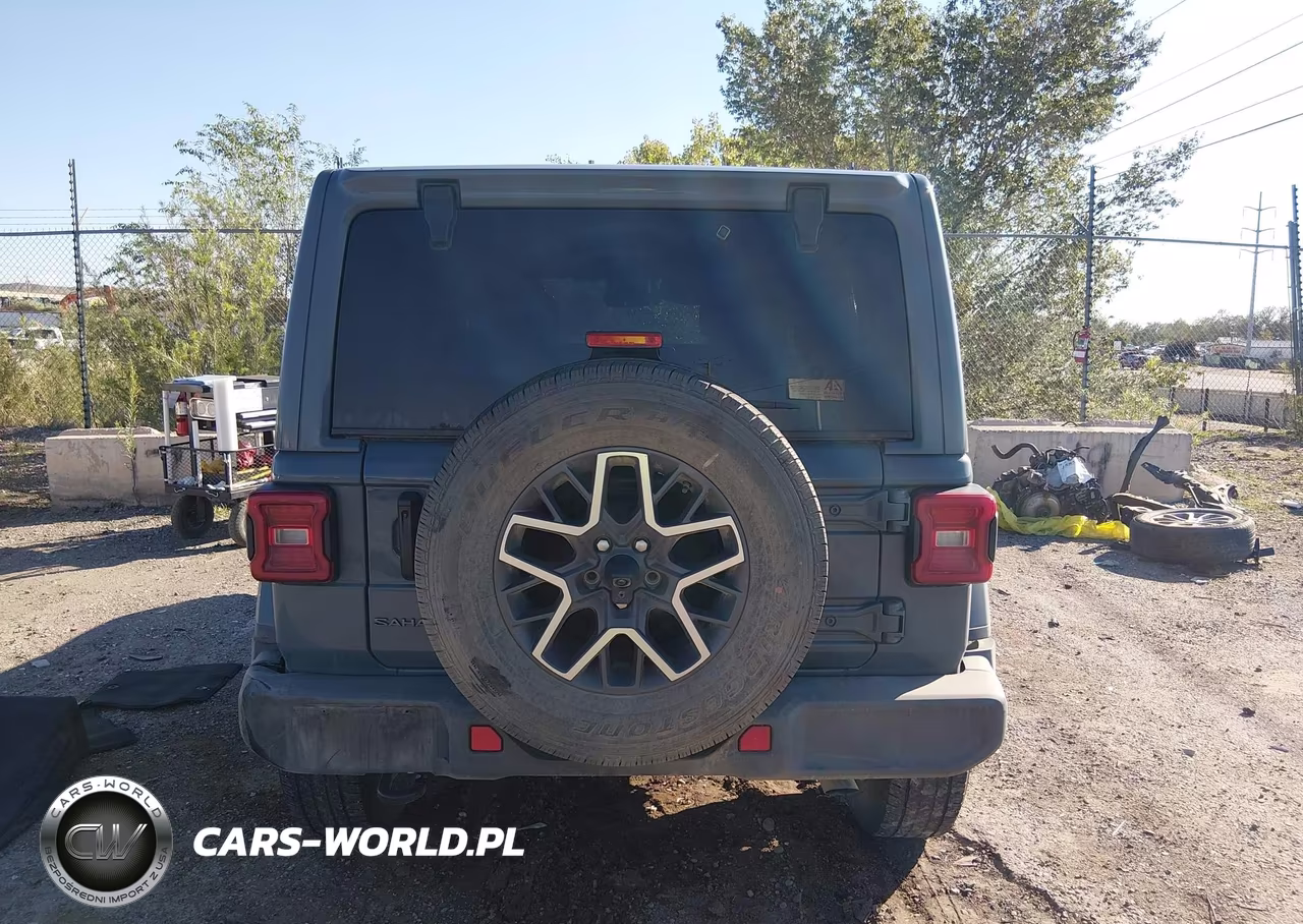 2026 Jeep Wrangler Sahara 4X4 VIN:1C4PJXEN4TW185437 - 16