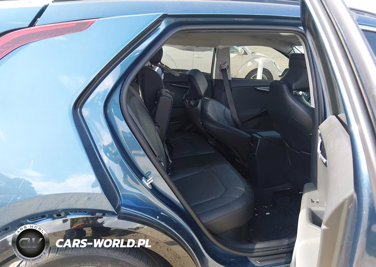 2023 Kia Niro Sx Touring VIN:KNDCT3LE4P5061233 - 8