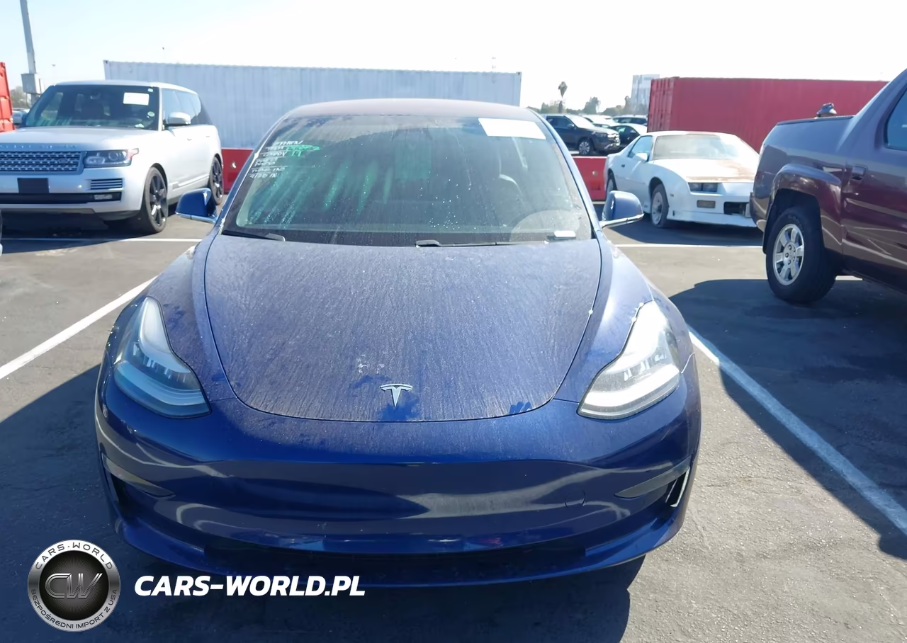 2018 Tesla Model 3 Long Range-Mid Range VIN:5YJ3E1EA3JF060086 - 11