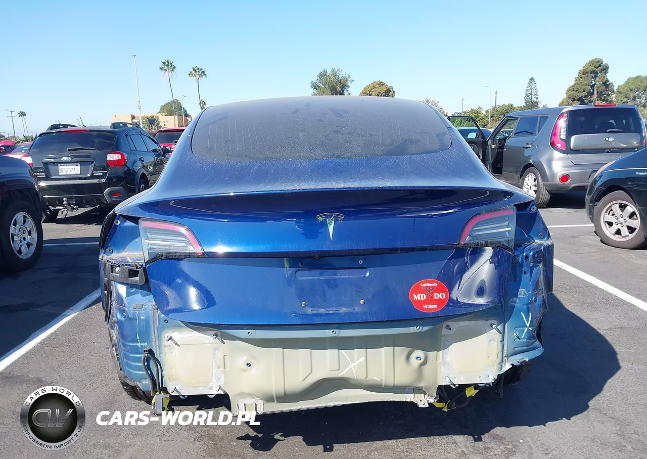 2018 Tesla Model 3 Long Range-Mid Range VIN:5YJ3E1EA3JF060086 - 15