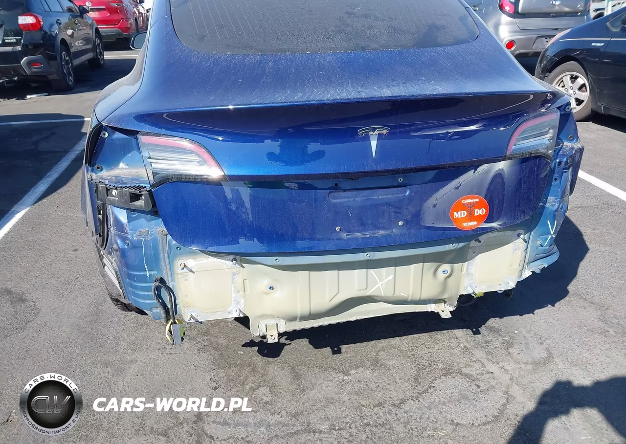 2018 Tesla Model 3 Long Range-Mid Range VIN:5YJ3E1EA3JF060086 - 6