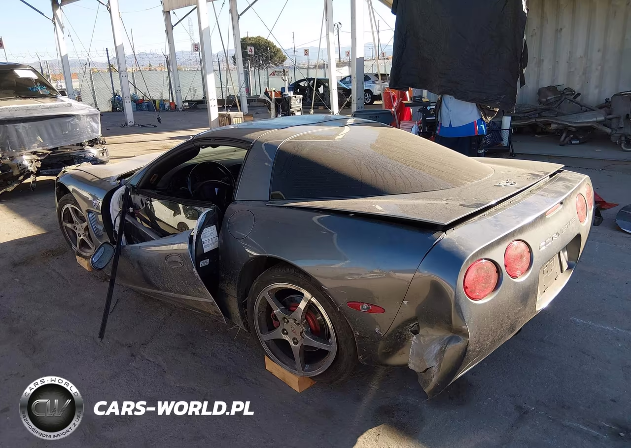 2003 Chevrolet Corvette VIN:1G1YY22G735114028 - 3