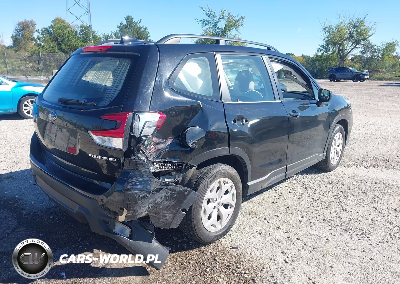 2019 Subaru Forester VIN:JF2SKACC9KH444983 - 4