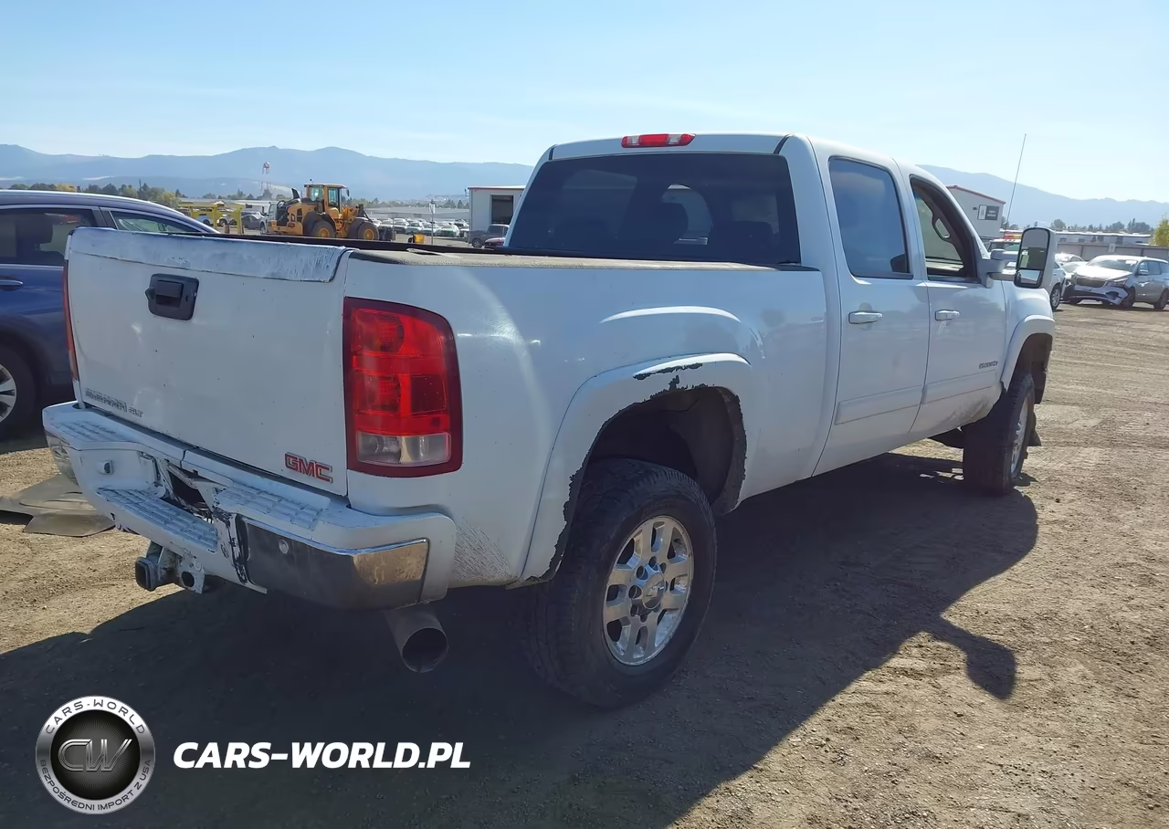 2011 GMC Sierra 2500Hd Slt VIN:1GT121C82BF259059 - 4