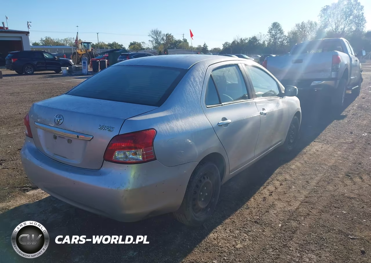2012 Toyota Yaris VIN:JTDBT4K36CL011926 - 4