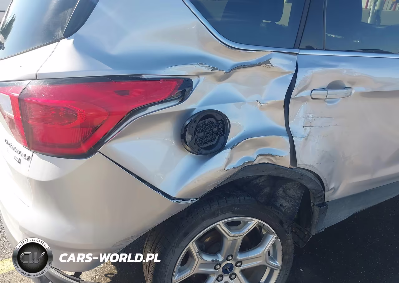 2019 Ford Escape Titanium VIN:1FMCU9J98KUA42314 - 6