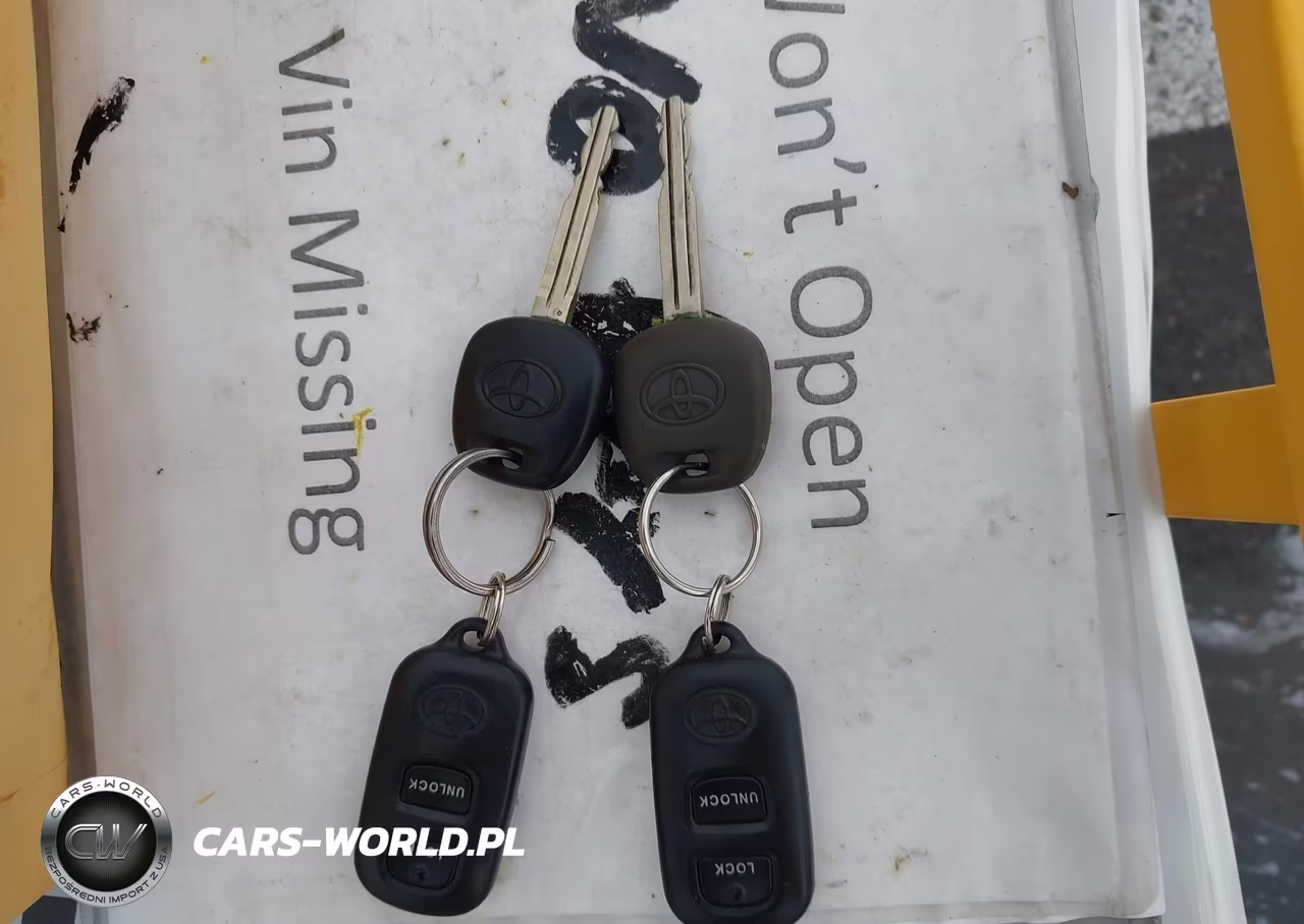 2008 Toyota Corolla Le VIN:1NXBR32E18Z979729 - 11