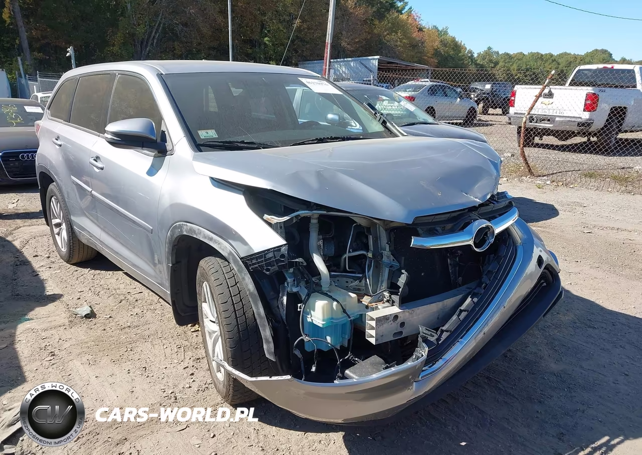 2014 Toyota Highlander Le V6